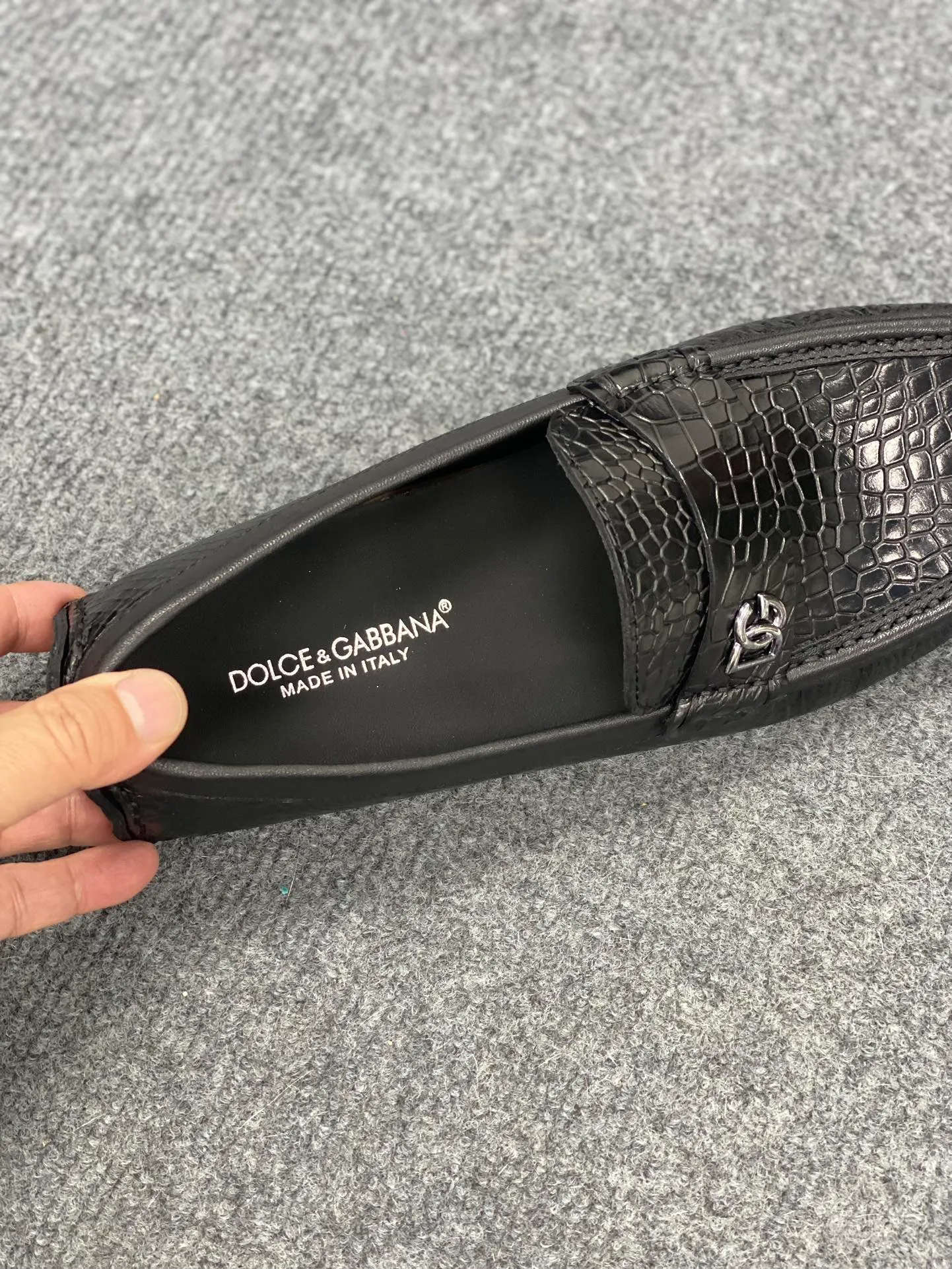 Men's Men's Shoes Men's Men's Shoes 💰700 new style "DG Duban Spring New Casual Driving Shoes" latest hot style, top brand luxury ~ purchasing agency, top quality ~.  The upper is made of imported original cowhide with fine workmanship. The original stylish and stylish soft rubber wear-resistant and non-slip outsole is light and comfortable on the feet. The real thing looks better in real life, 38-45